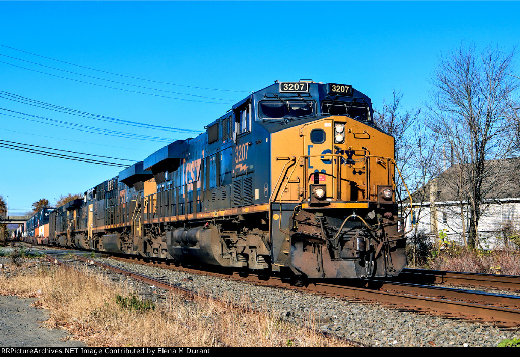 NS 3207 on I-157